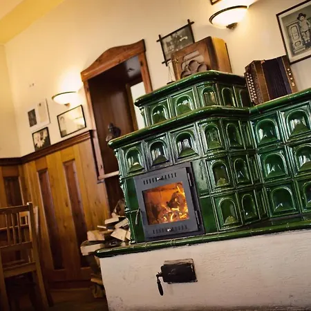 Herberg U Ceske Koruny 3*