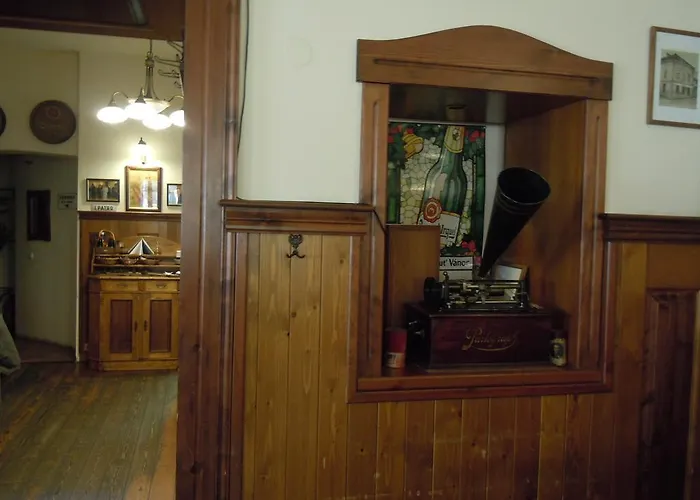 Fogadó U Ceske Koruny 3*